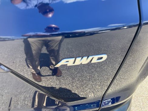 Used 2018 Honda CR-V EX image 9