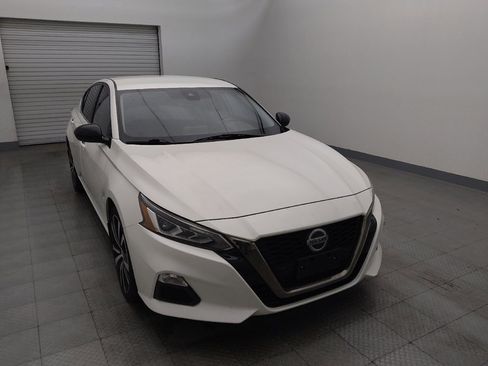 Used 2021 Nissan Altima 2.5 SR image 14