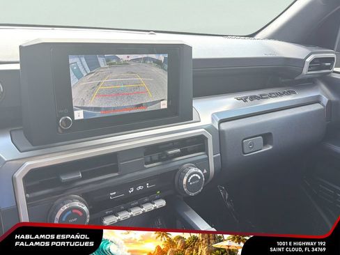 Used 2025 Toyota Tacoma SR5 RWD image 18