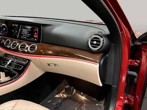 Certified 2023 Mercedes-Benz E 350 4MATIC Sedan image 19