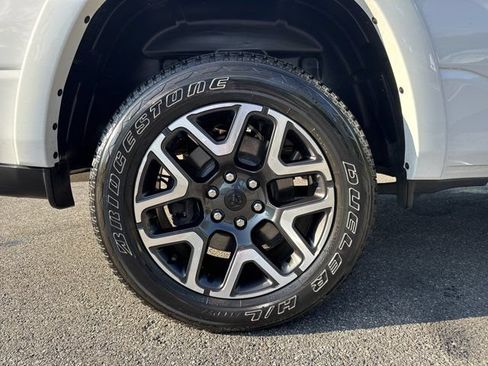 Used 2025 RAM 1500 Laramie w/ Sport Appearance Package AWD/4WD image 19