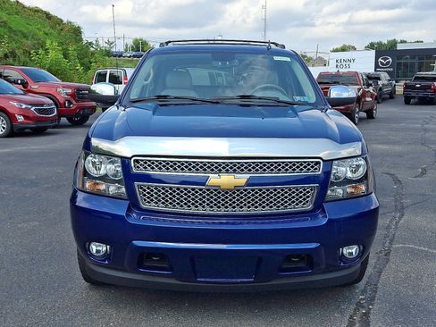 Used 2013 Chevrolet Avalanche LTZ AWD/4WD image 2