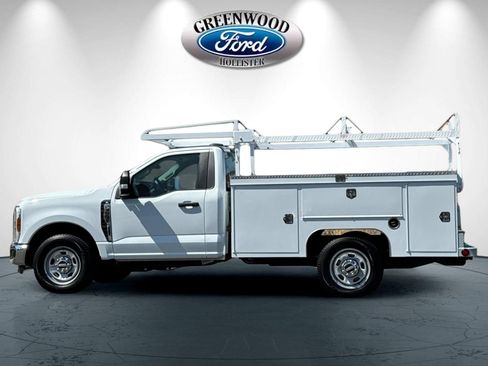 New 2025 Ford F350 XL w/ XL Chrome Package RWD image 7