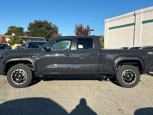 New 2026 Toyota Tacoma SR5 image 6