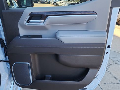 New 2026 GMC Sierra 1500 SLT w/ SLT Premium Plus Package image 41