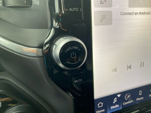 Used 2023 RAM 2500 Laramie image 17