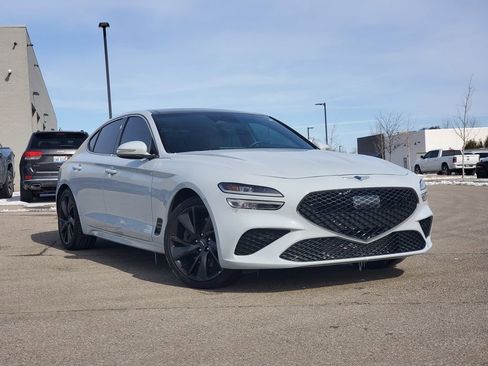 Used 2022 Genesis G70 3.3T w/ Sport Advanced Package image 39