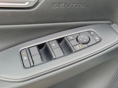 New 2026 Nissan Sentra SV w/ SV Convenience Package FWD image 18