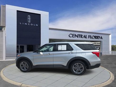 Used 2023 Ford Explorer XLT w/ Equipment Group 202A image 9