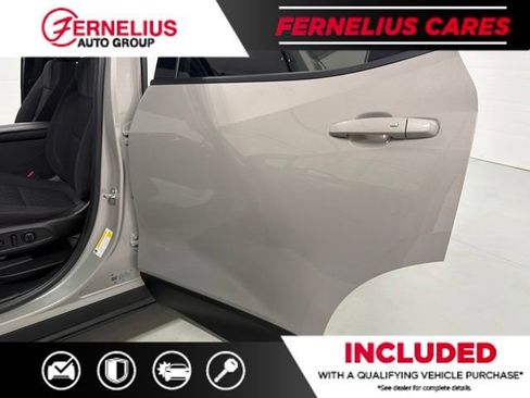Used 2021 Chevrolet Blazer LT AWD/4WD image 14