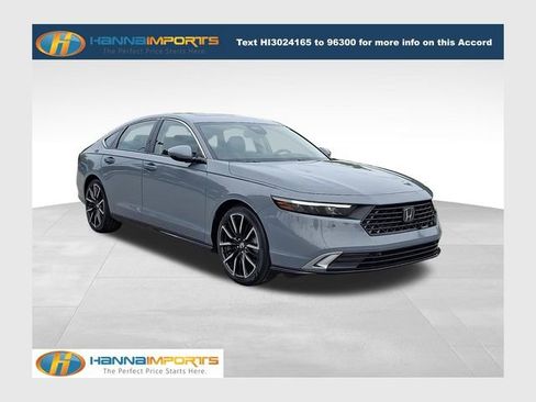 Used 2024 Honda Accord Touring image 1