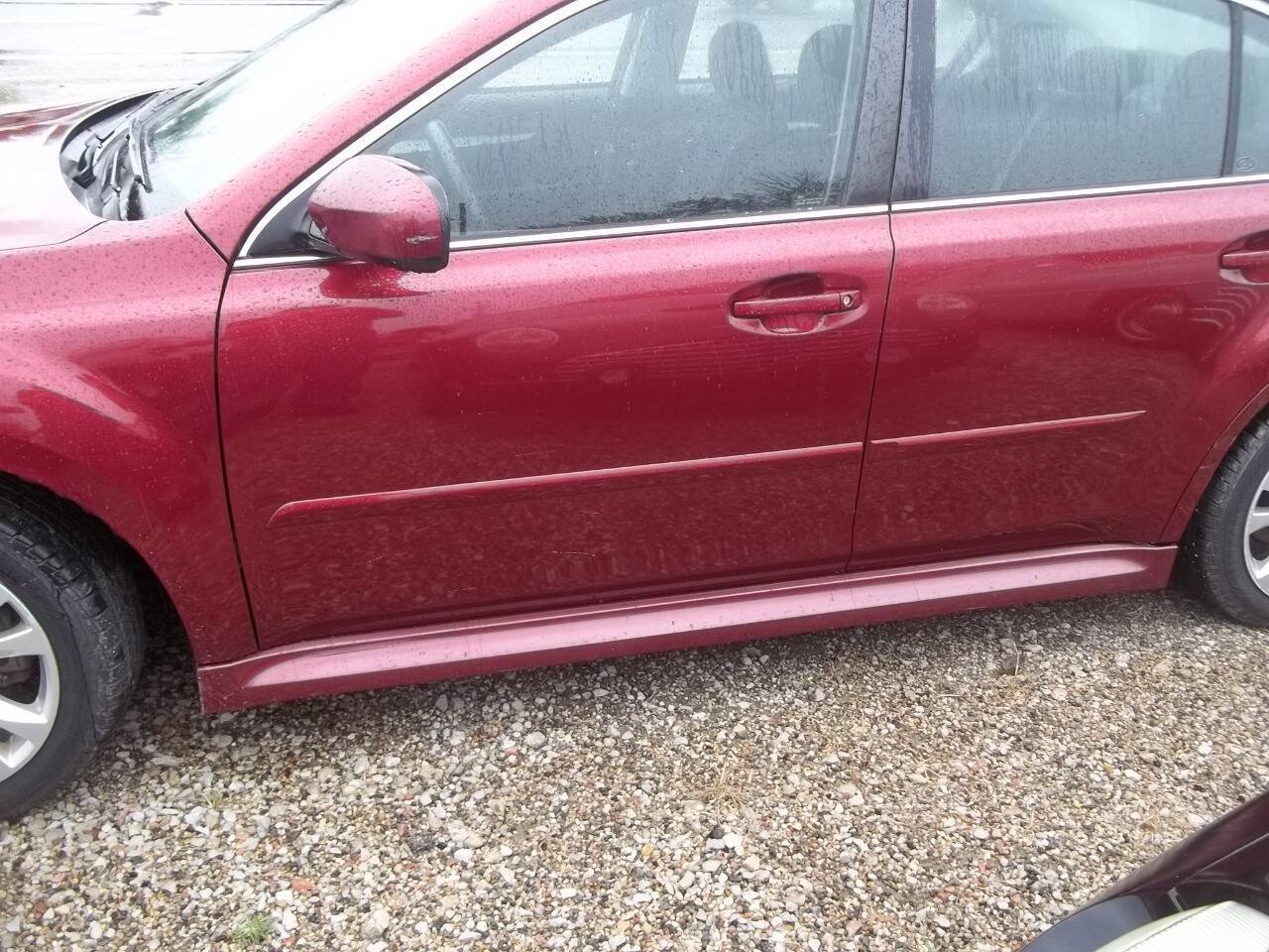 Used 2014 Subaru Legacy 2.5i Premium AWD/4WD image 2