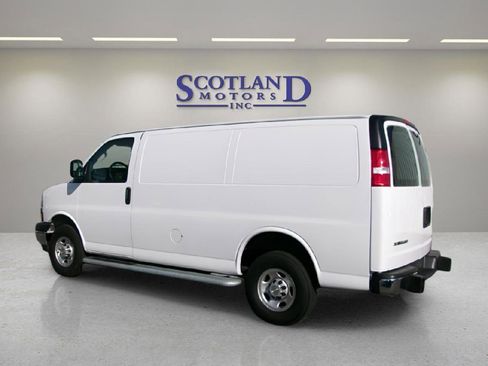 Used 2024 Chevrolet Express 2500 w/ Driver Convenience Package RWD image 8