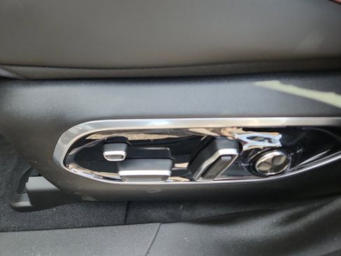 New 2025 Jeep Wagoneer S Launch Edition image 15