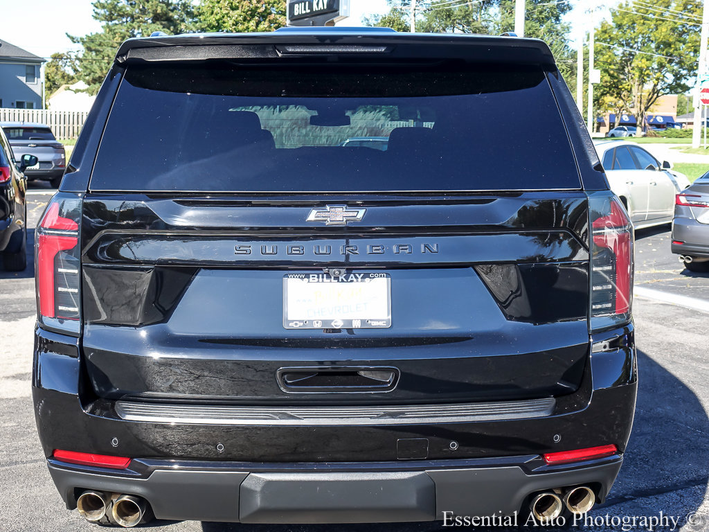 Used 2025 Chevrolet Suburban Z71 AWD/4WD image 7