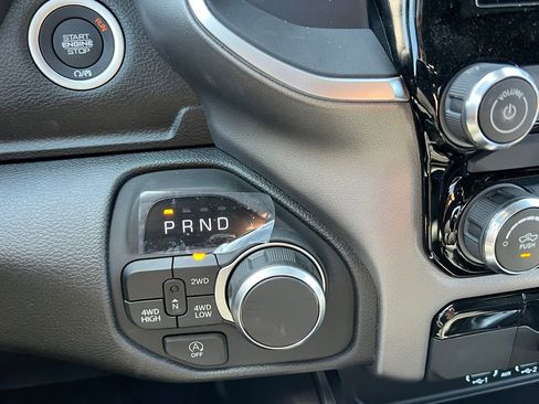 New 2026 RAM 1500 Express AWD/4WD image 29