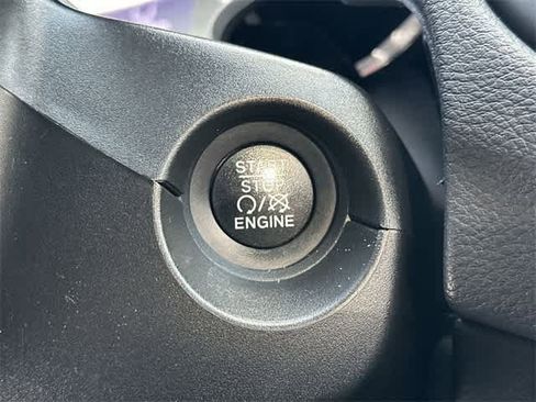 Used 2019 Jeep Compass Sport image 10