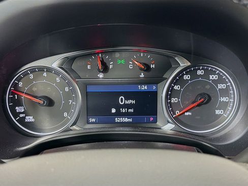 Used 2024 GMC Terrain SLT image 15