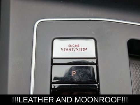 Used 2022 Volkswagen GTI SE FWD image 26