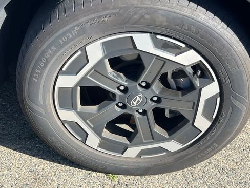 Used 2024 Hyundai Santa Fe SEL FWD image 15