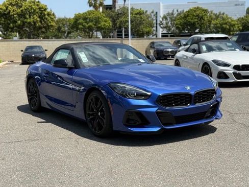 New 2026 BMW Z4 M40i w/ Premium Package RWD image 6