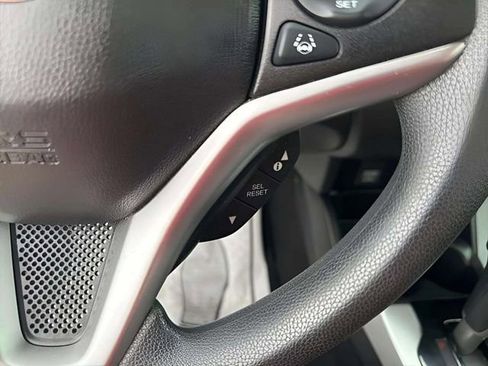 Used 2019 Honda Fit EX image 11