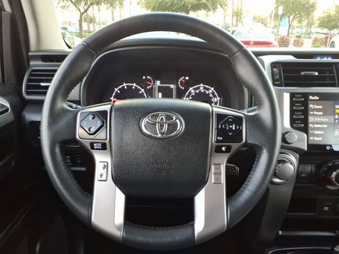 Certified 2023 Toyota 4Runner SR5 AWD/4WD image 12