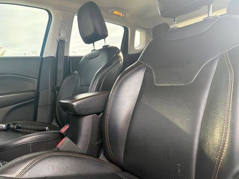 Used 2020 Jeep Compass Limited image 36