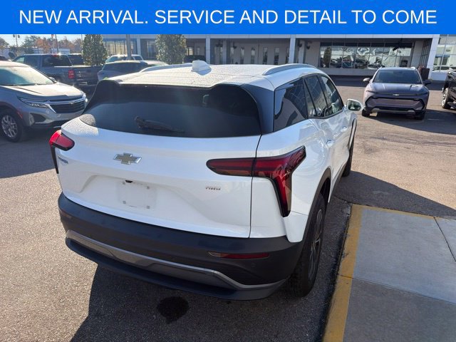 Used 2025 Chevrolet Blazer EV LT AWD/4WD image 6