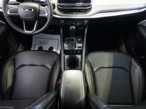 Used 2024 Jeep Compass Limited image 29