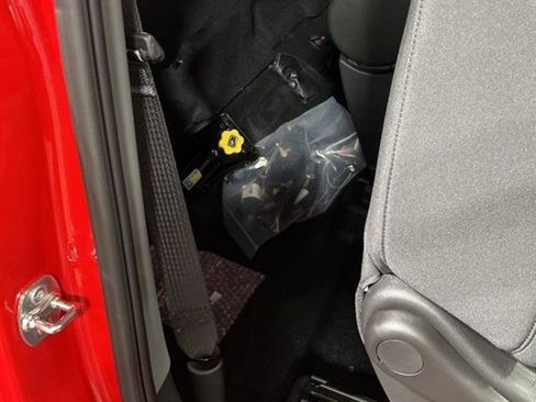 New 2025 GMC Sierra 1500 Pro w/ Convenience Package image 19