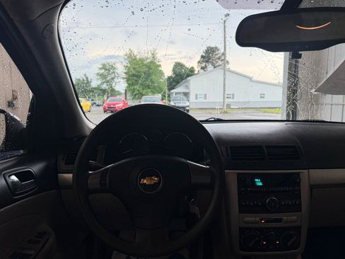 Used 2010 Chevrolet Cobalt LT FWD image 15