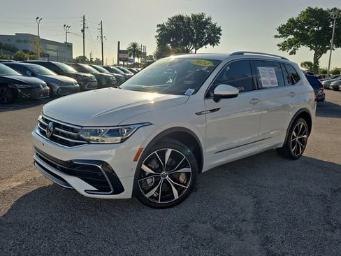 Used 2024 Volkswagen Tiguan SEL R-Line AWD/4WD image 33