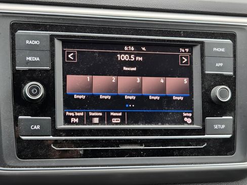 Used 2019 Volkswagen Atlas S FWD image 17