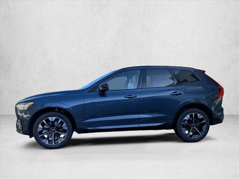 New 2026 Volvo XC60 B5 Plus w/ Climate Package image 6