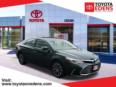 Used 2017 Toyota Avalon XLE Premium image 1