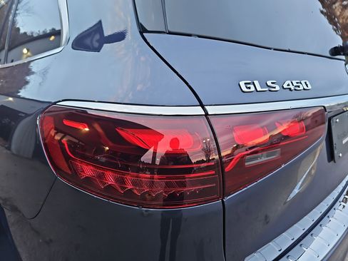New 2026 Mercedes-Benz GLS 450 4MATIC image 37
