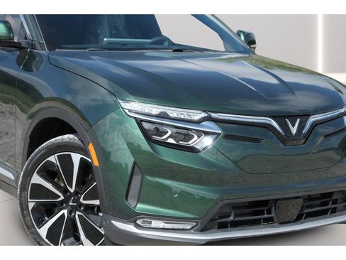 Used 2023 VinFast VF 8 Eco AWD/4WD image 23