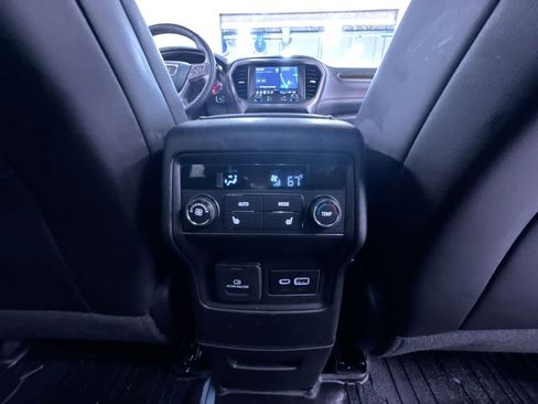 Used 2023 GMC Acadia AT4 w/ Technology Package AWD/4WD image 40