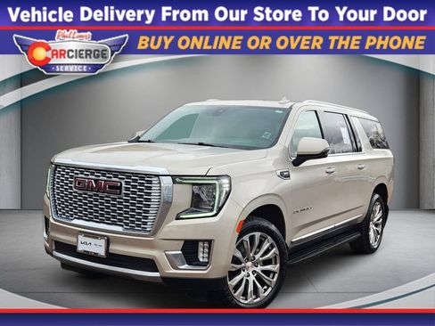 Used 2022 GMC Yukon XL Denali image 1