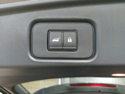 New 2026 Nissan Pathfinder SV image 14