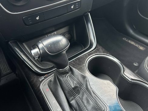 Used 2015 Kia Sorento LX image 30