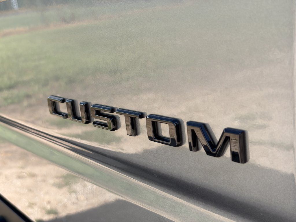 New 2026 Chevrolet Silverado 1500 Custom w/ LPO, Dark Essentials Package AWD/4WD image 25
