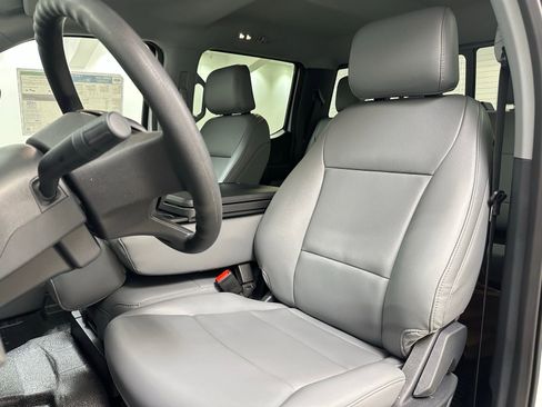 New 2025 Ford F350 XL w/ XL Chrome Package image 15