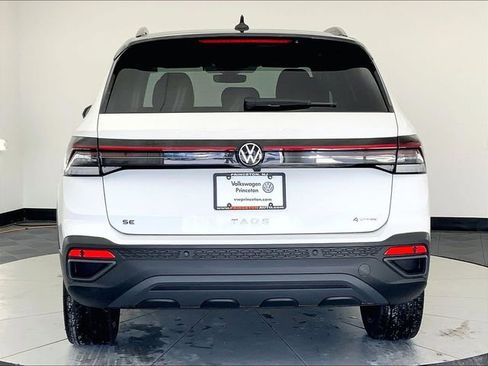 New 2026 Volkswagen Taos SE AWD/4WD image 14