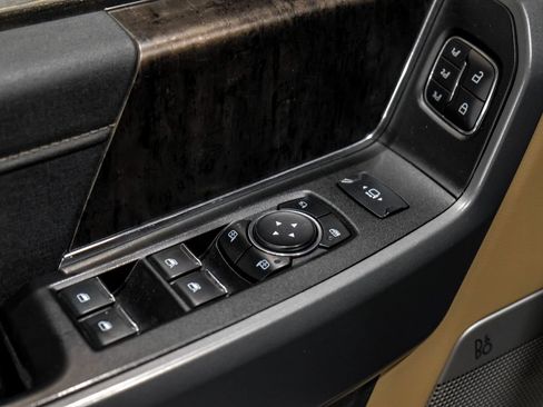 Used 2024 Ford F250 Lariat w/ Sport Appearance Package AWD/4WD image 43