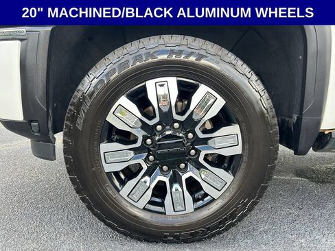 Used 2024 GMC Sierra 2500 Denali w/ Denali Reserve Package AWD/4WD image 8