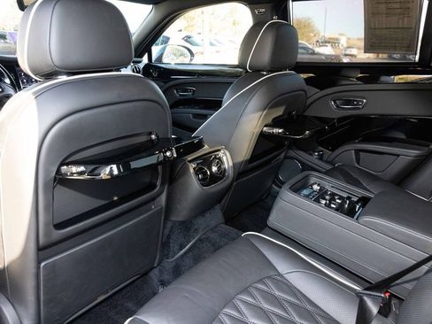 Used 2020 Bentley Mulsanne RWD image 51