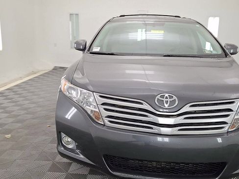 Used 2011 Toyota Venza w/ Comfort Pkg image 7
