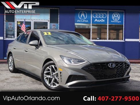 Used 2022 Hyundai Sonata SEL FWD image 1